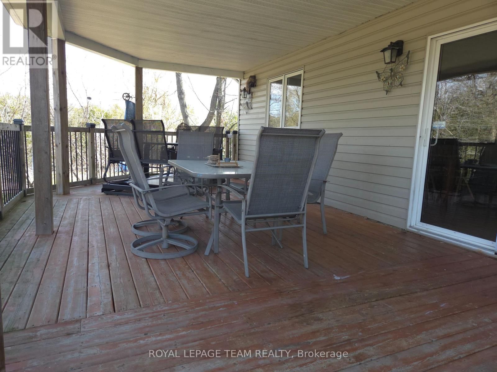 6637 STANMORE STREET Image 33