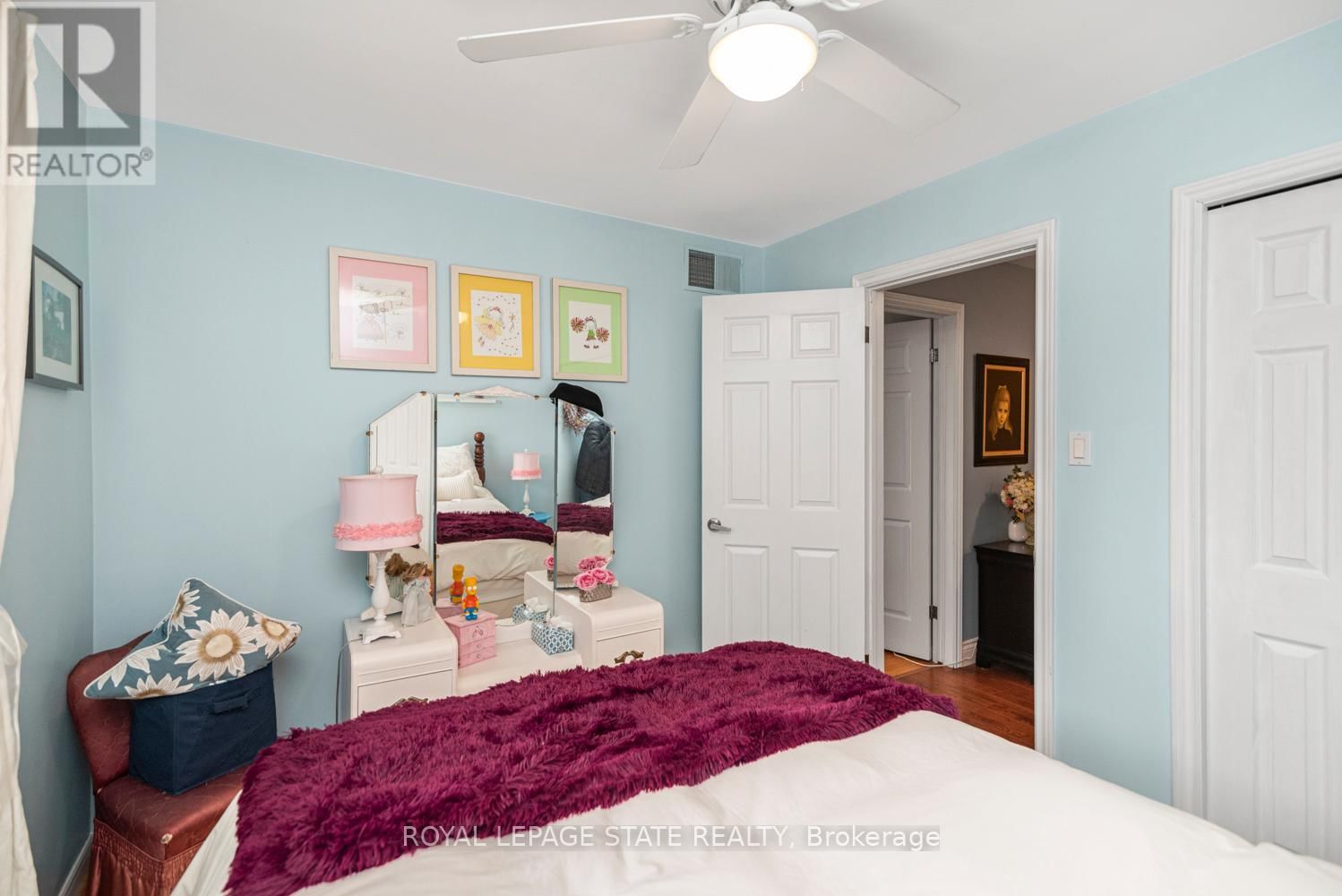 97 ALBION FALLS BOULEVARD Image 20