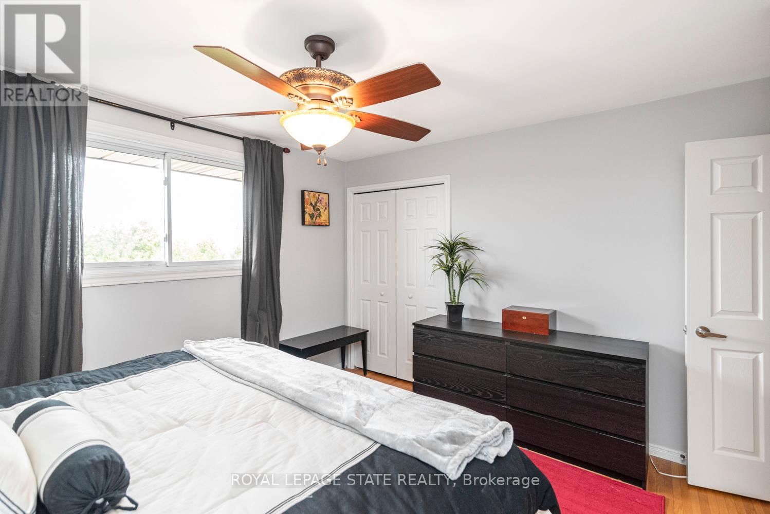 97 ALBION FALLS BOULEVARD Image 23