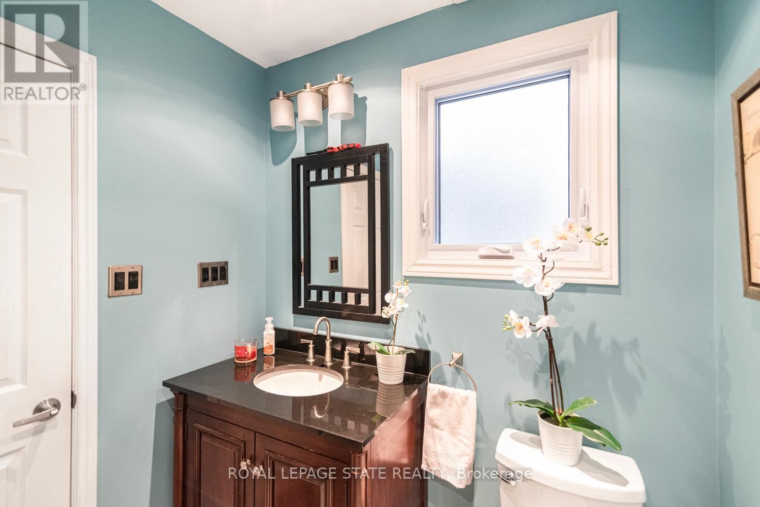 97 ALBION FALLS BOULEVARD Image 33