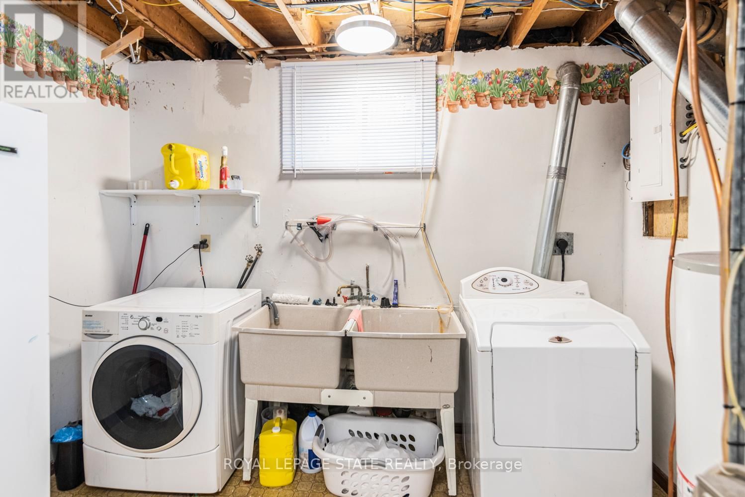 97 ALBION FALLS BOULEVARD Image 36