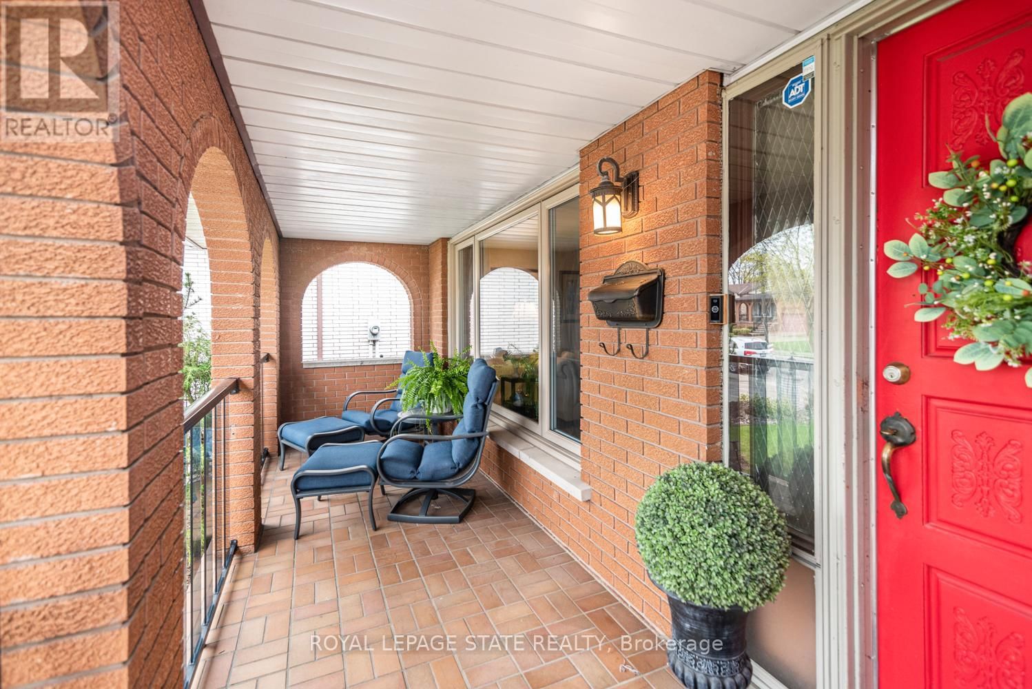 97 ALBION FALLS BOULEVARD Image 4