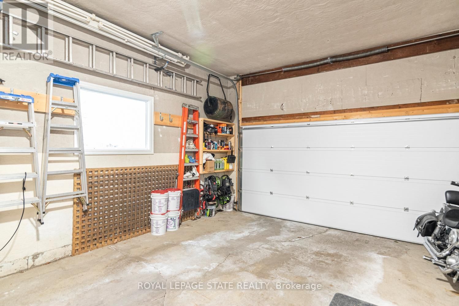 97 ALBION FALLS BOULEVARD Image 40