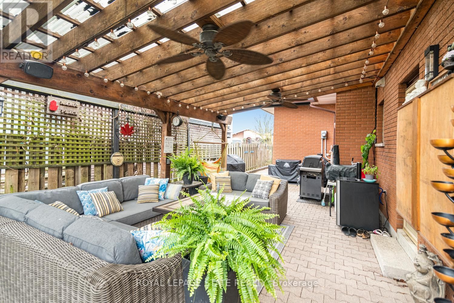 97 ALBION FALLS BOULEVARD Image 44