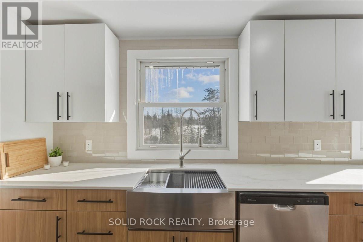 1802 CENTRE LINE ROAD Image 19