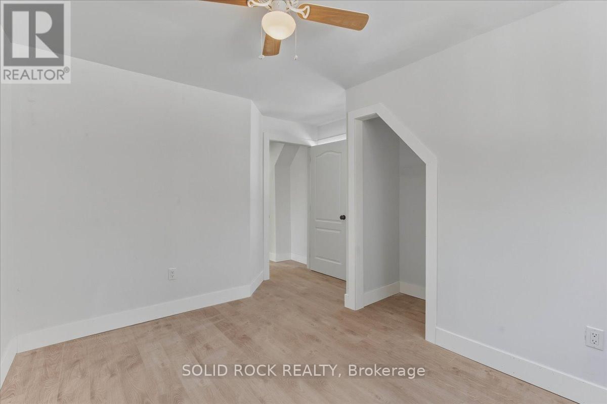 1802 CENTRE LINE ROAD Image 32