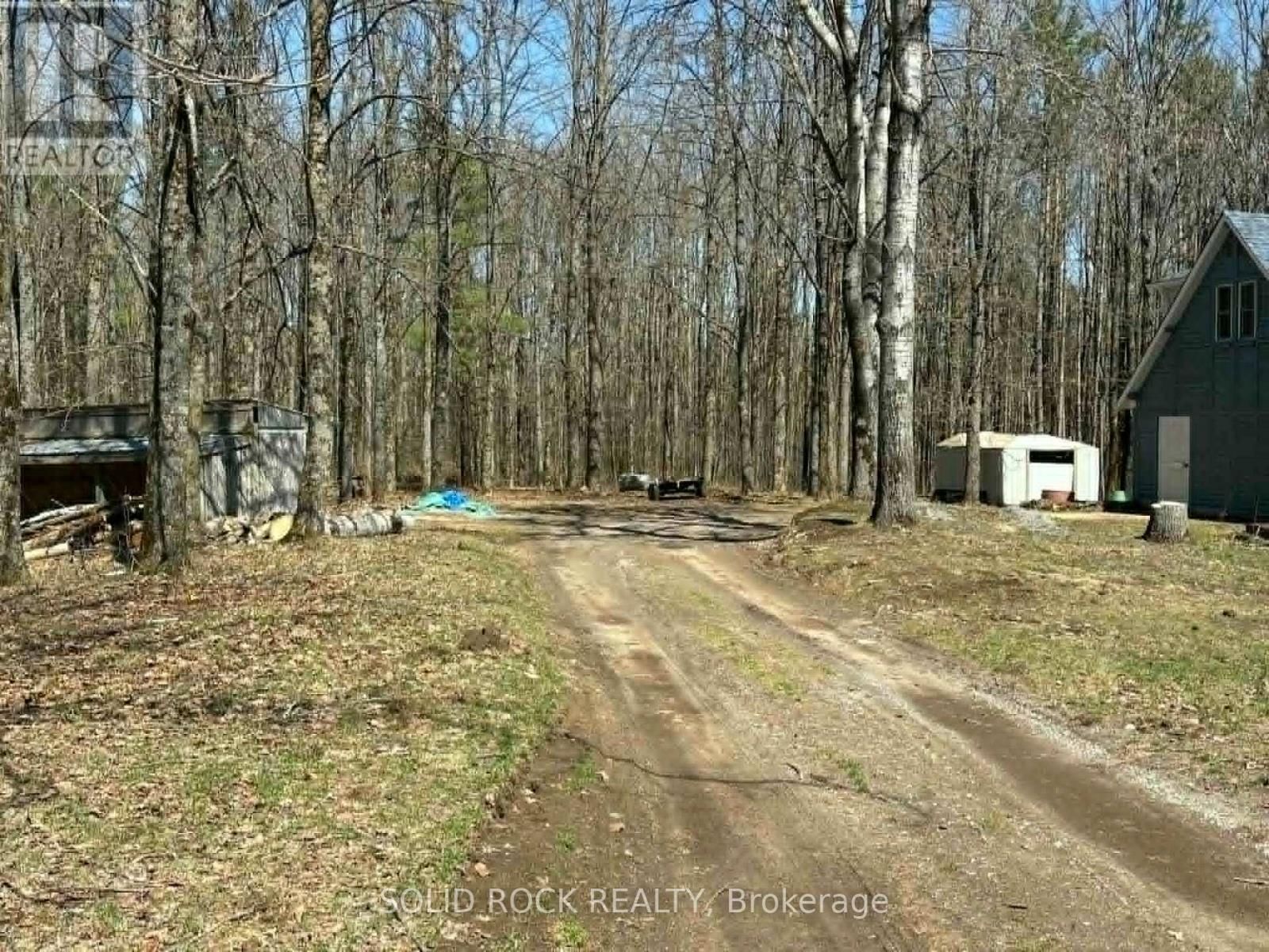 1802 CENTRE LINE ROAD Image 36