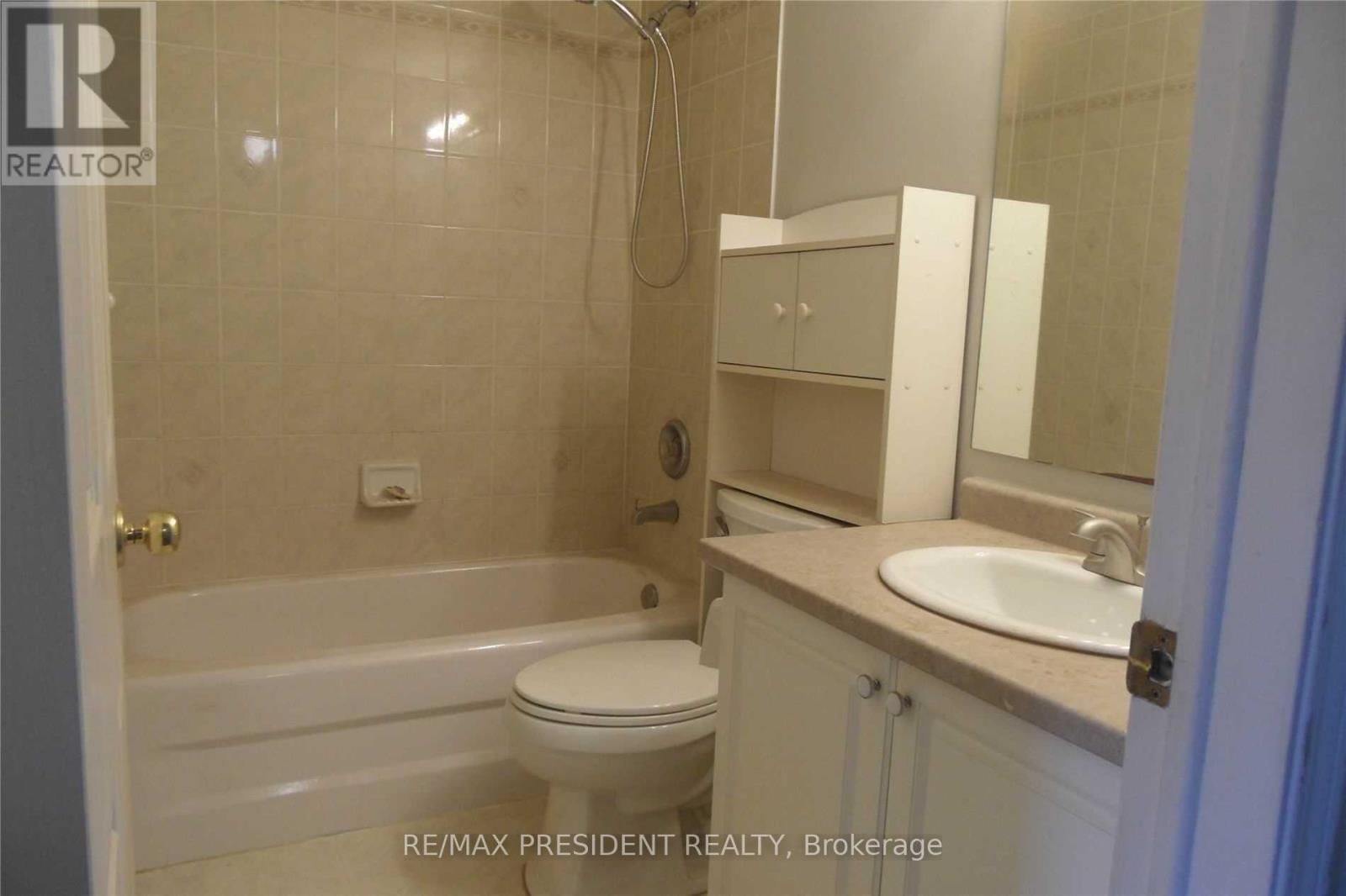 135 ACTIVA AVENUE Image 8