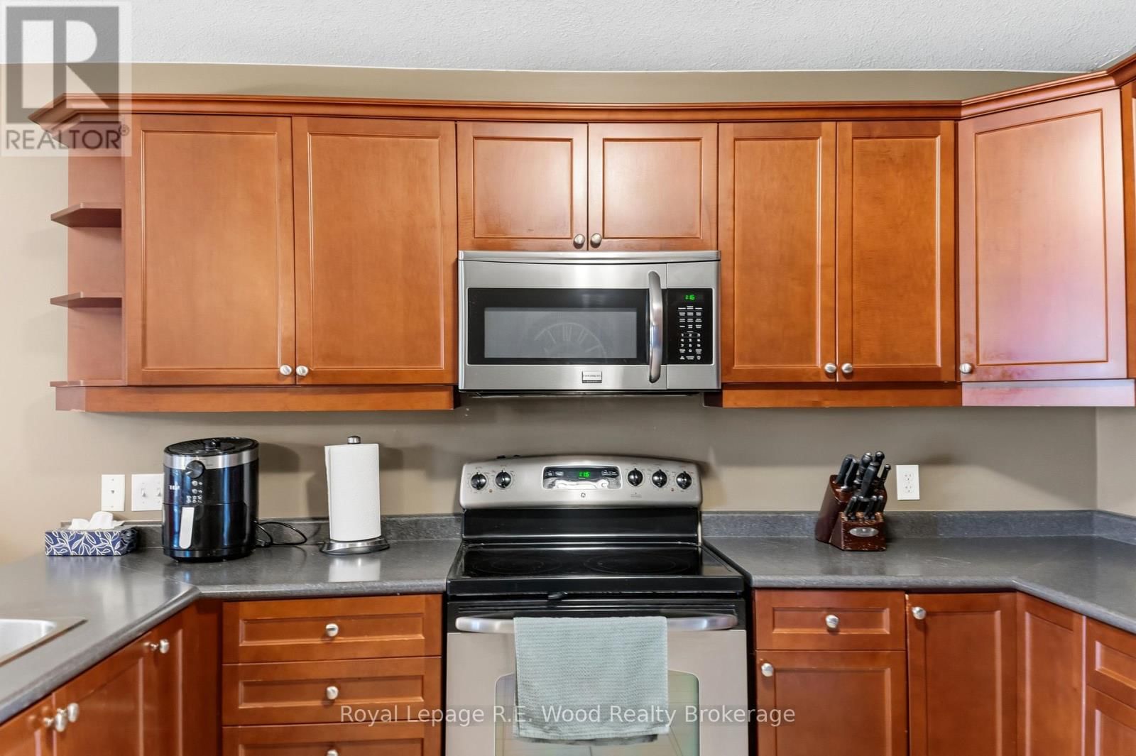 38 LANGRELL AVENUE Image 12