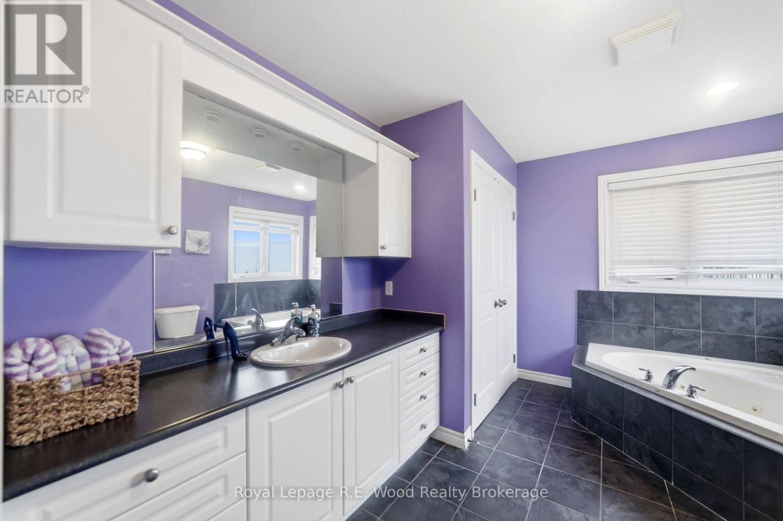 38 LANGRELL AVENUE Image 25