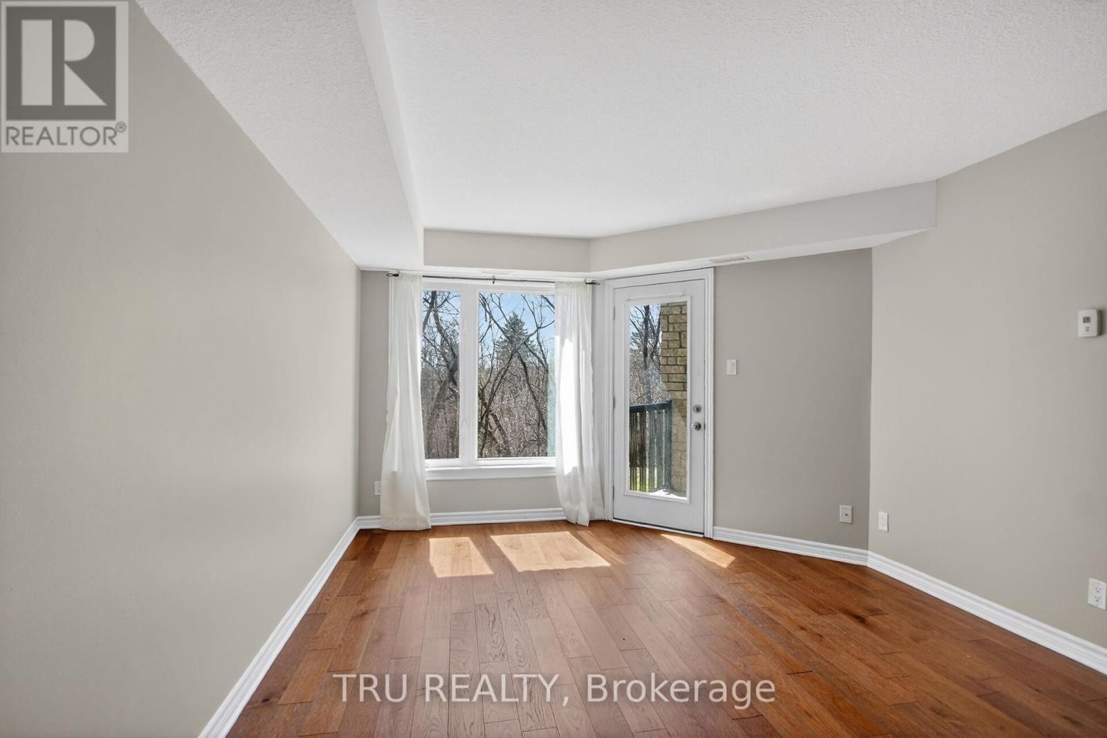 113 - 398 VAN BUREN STREET Image 15