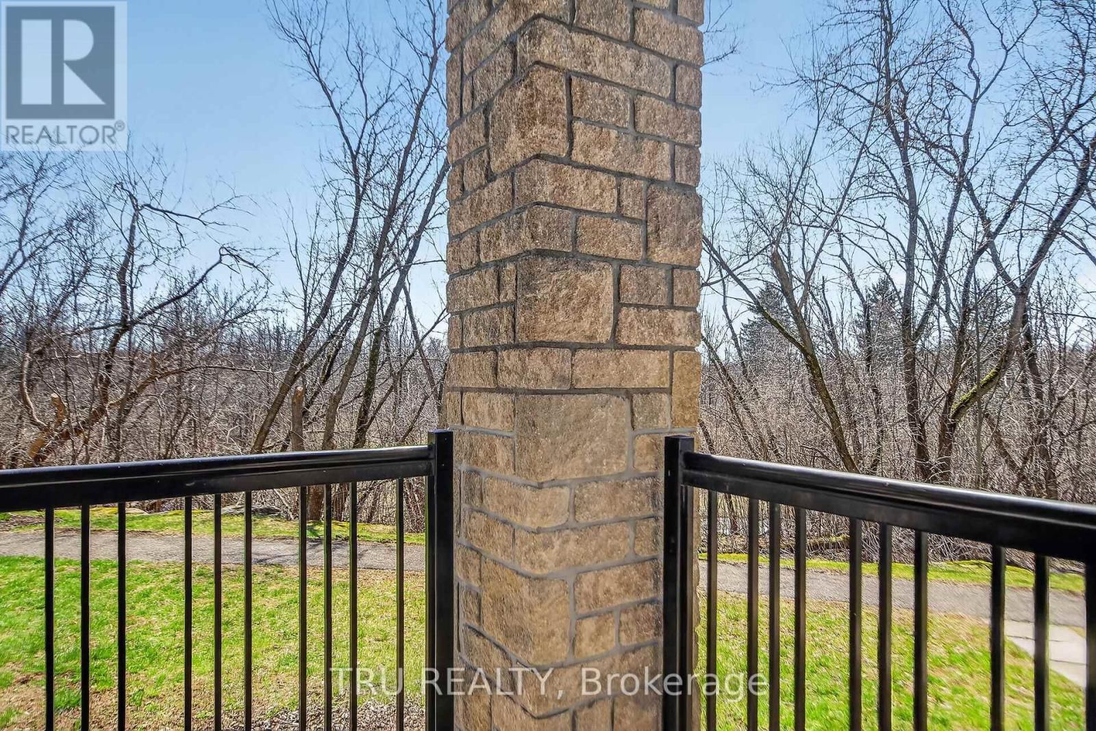 113 - 398 VAN BUREN STREET Image 23