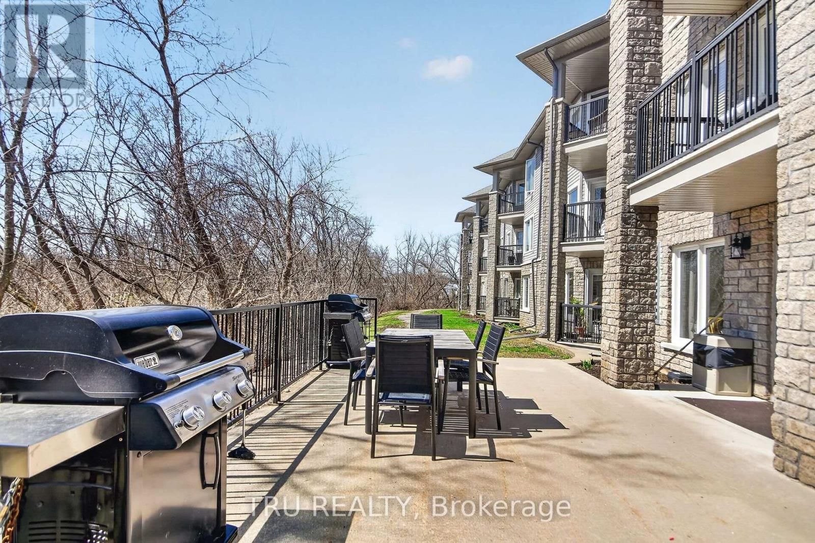 113 - 398 VAN BUREN STREET Image 24