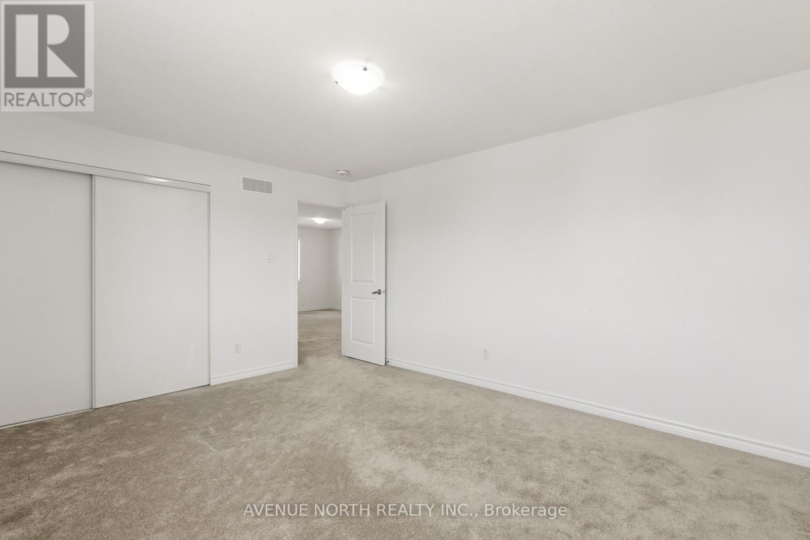 36 DUN SKIPPER DRIVE Image 32