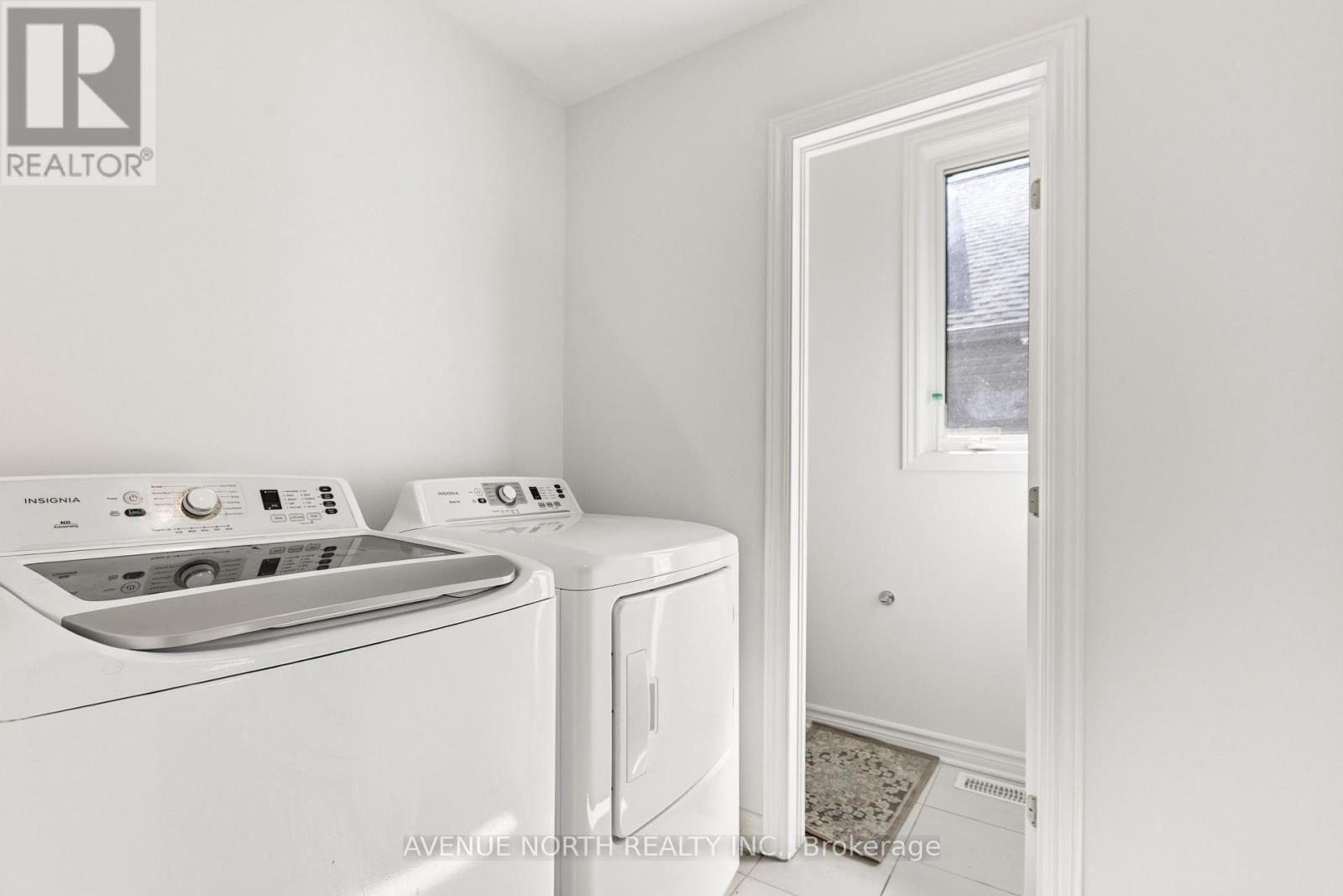 36 DUN SKIPPER DRIVE Image 44