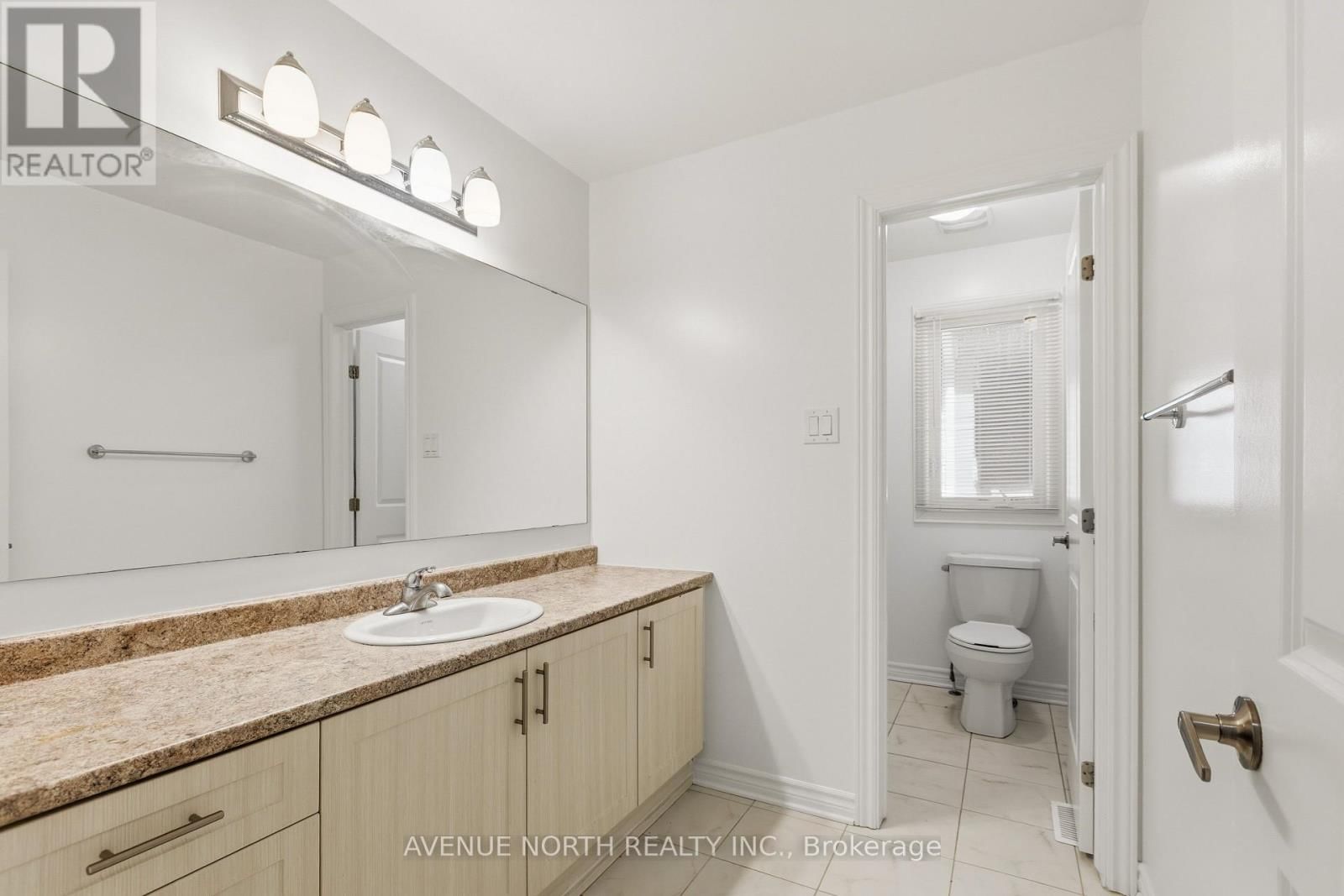 36 DUN SKIPPER DRIVE Image 35