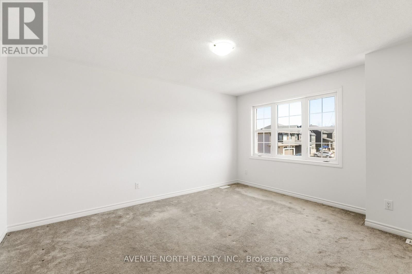 36 DUN SKIPPER DRIVE Image 37