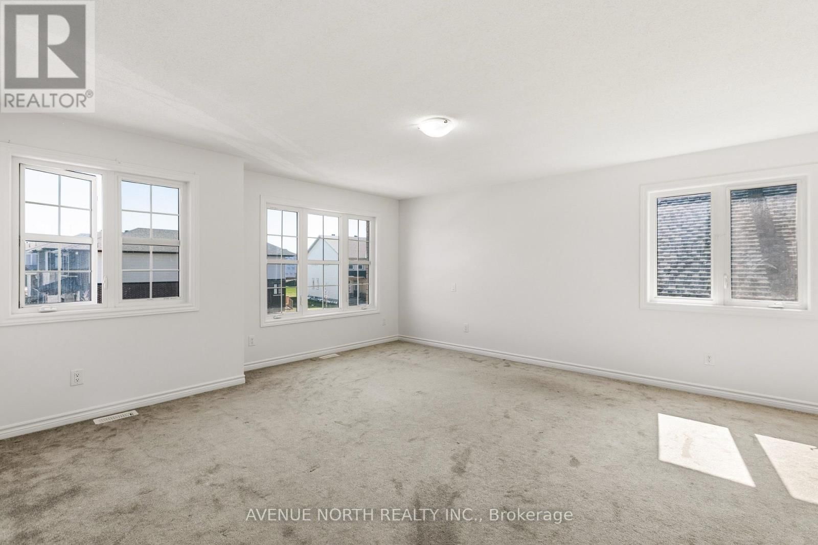 36 DUN SKIPPER DRIVE Image 39