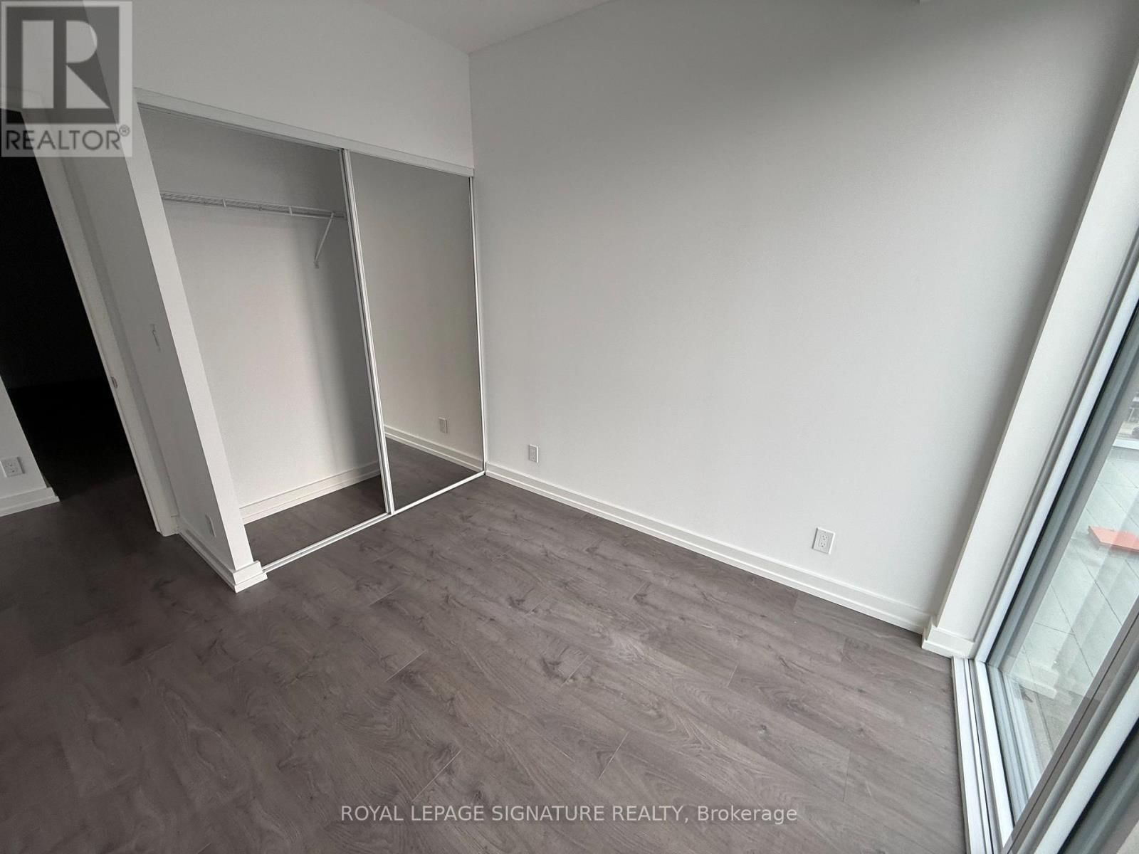 615 - 75 JAMES STREET SOUTH Image 9