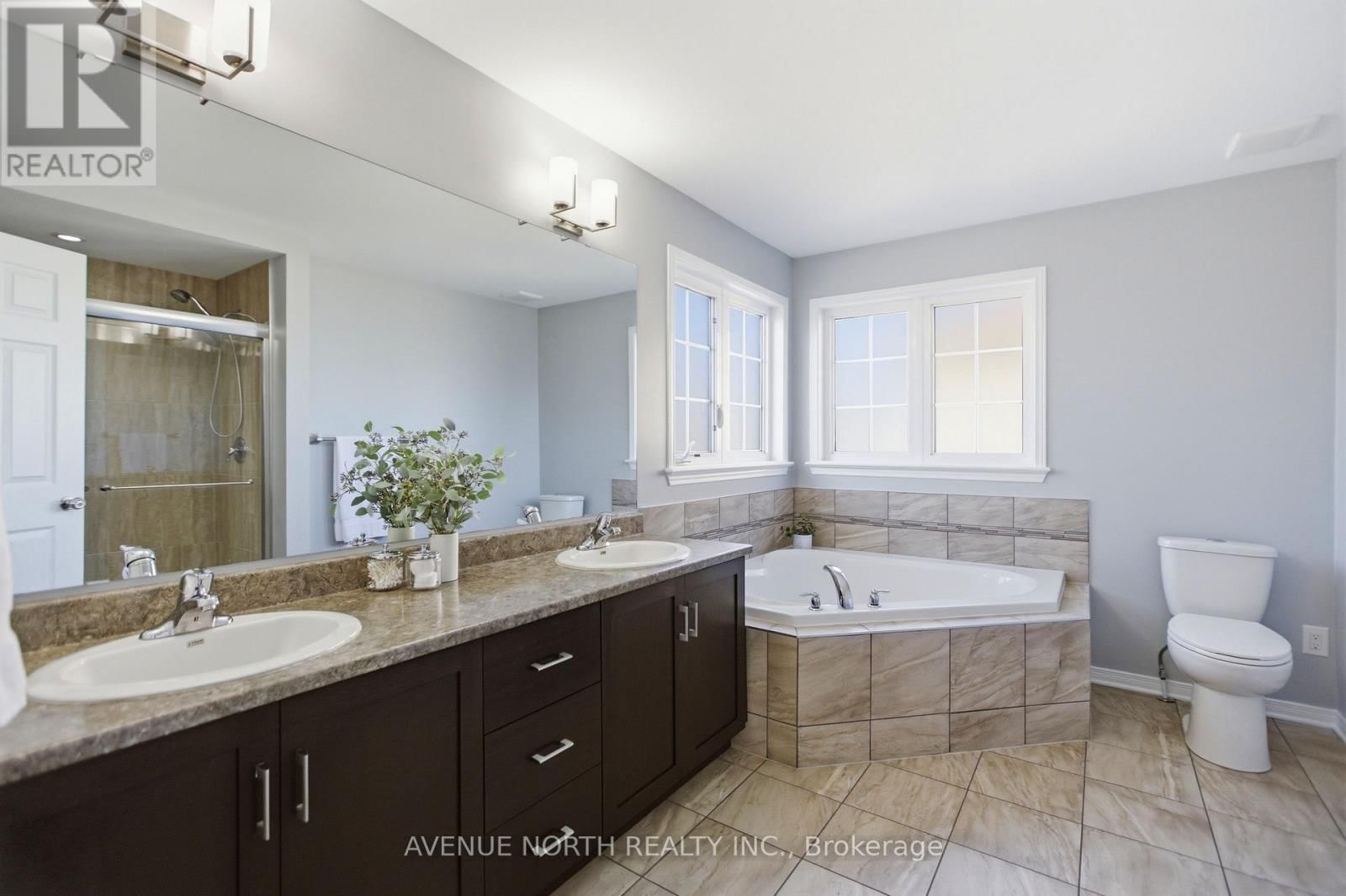 514 PINAWA CIRCLE Image 25