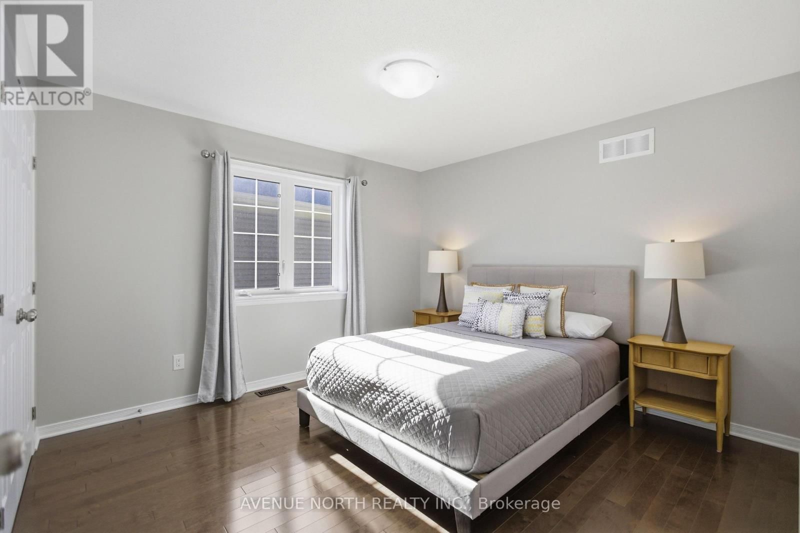 514 PINAWA CIRCLE Image 32