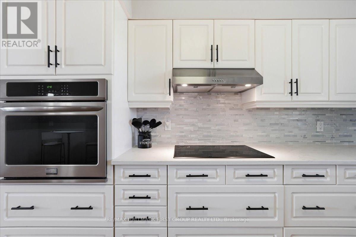 9 DORTHY DRIVE Image 16