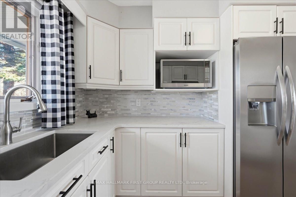 9 DORTHY DRIVE Image 18