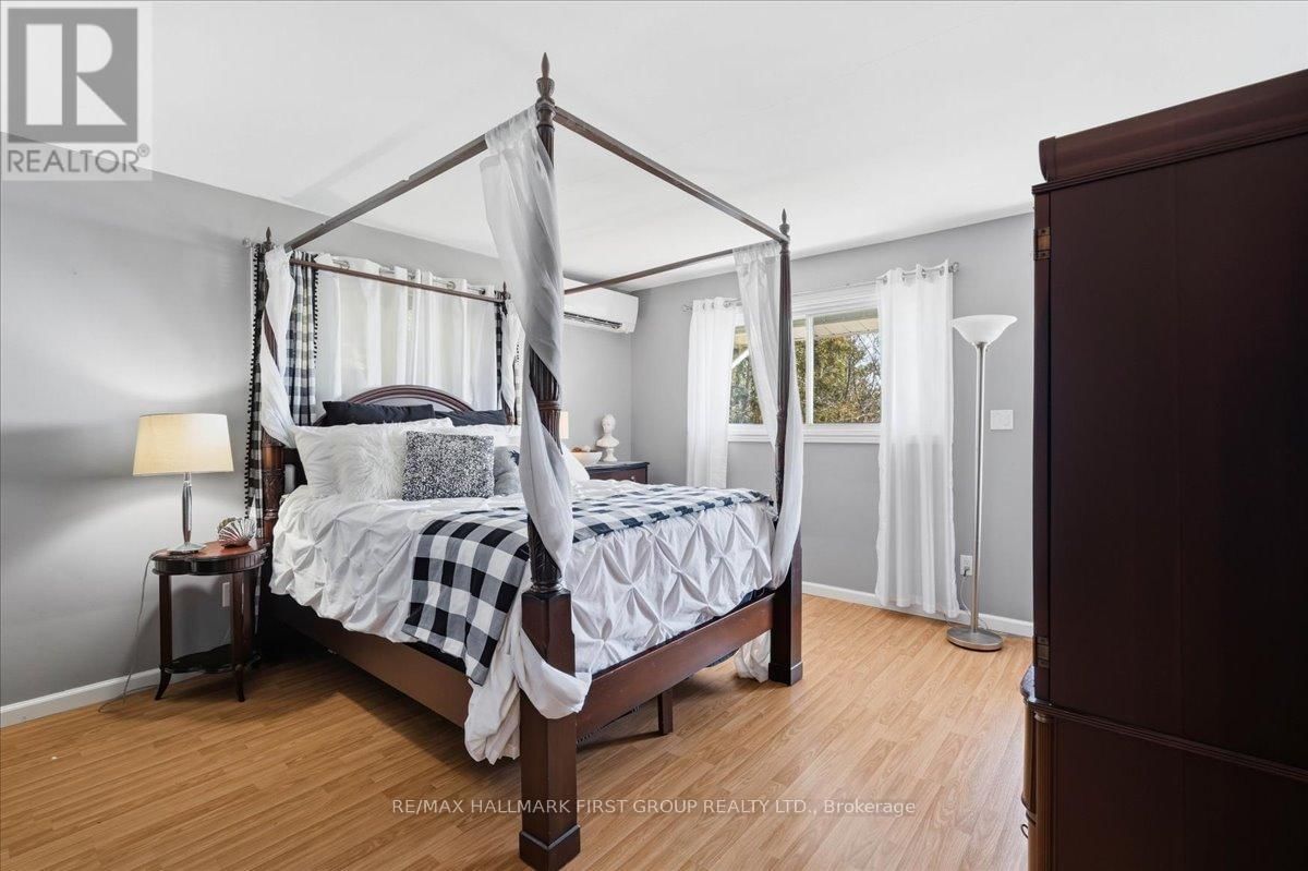 9 DORTHY DRIVE Image 24