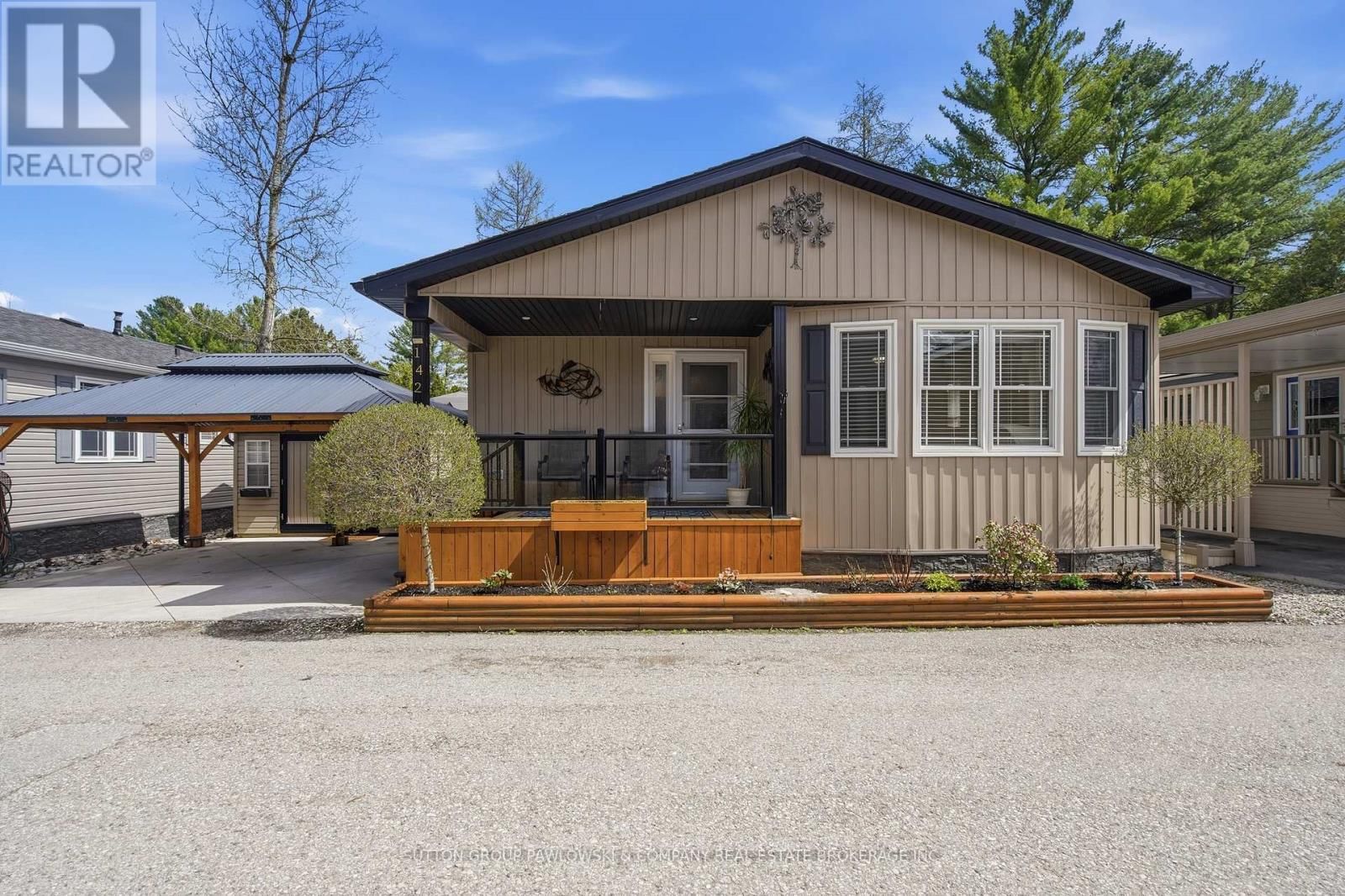 142 - 22790 AMIENS ROAD Image 1