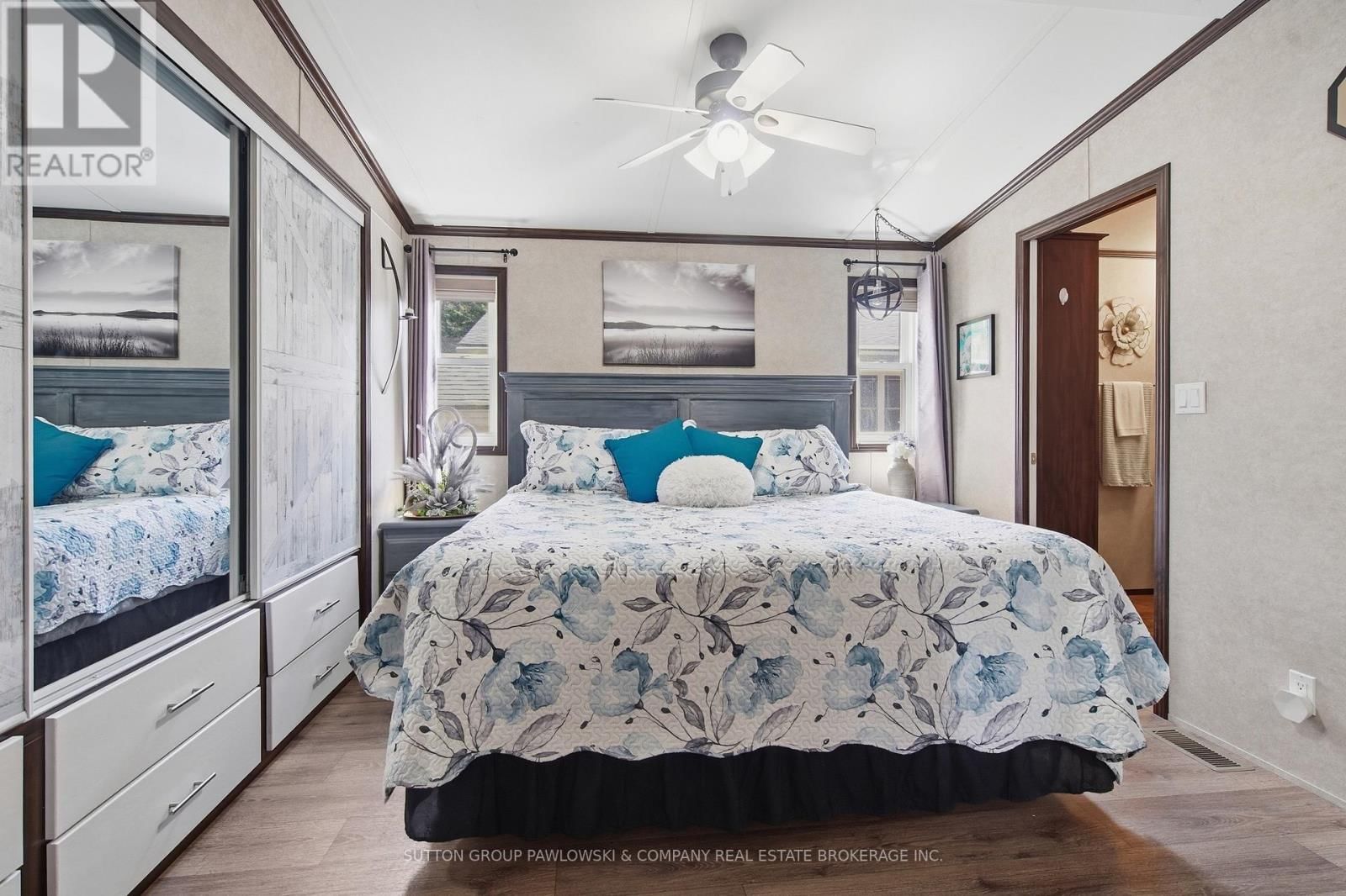 142 - 22790 AMIENS ROAD Image 12