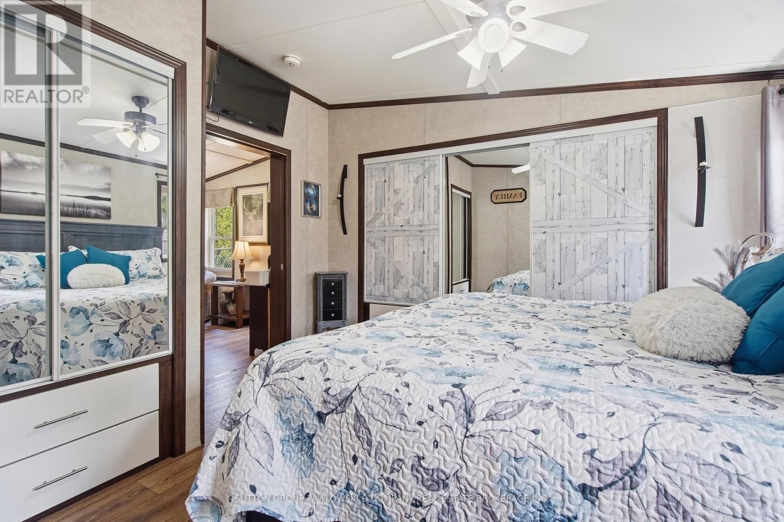 142 - 22790 AMIENS ROAD Image 13