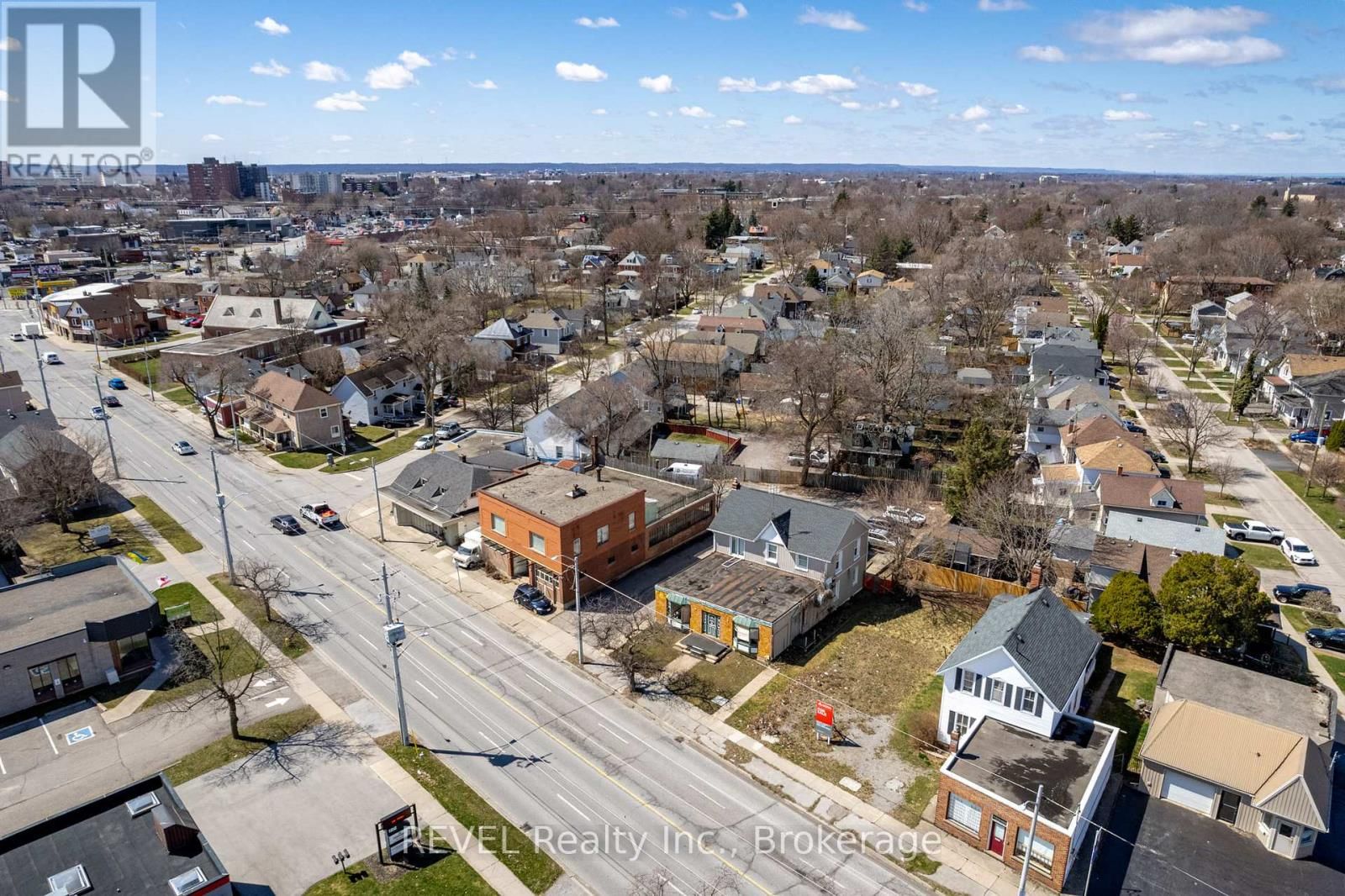 131 NIAGARA STREET Image 19