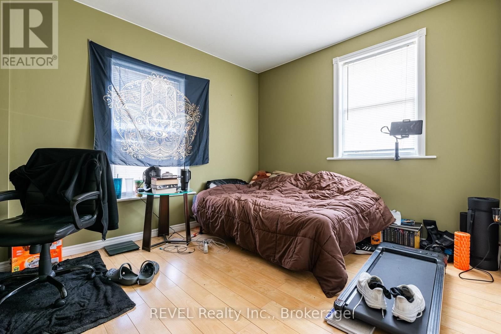 131 NIAGARA STREET Image 28