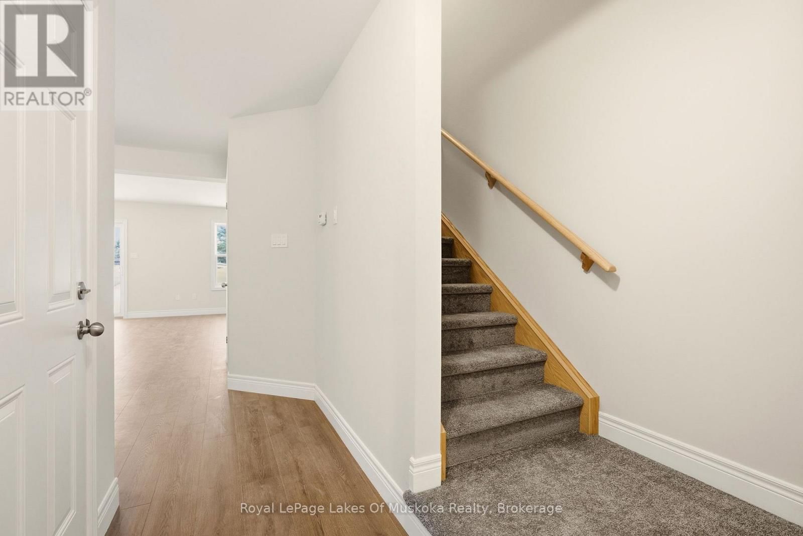 17 MCCONNELL CRESCENT Image 12