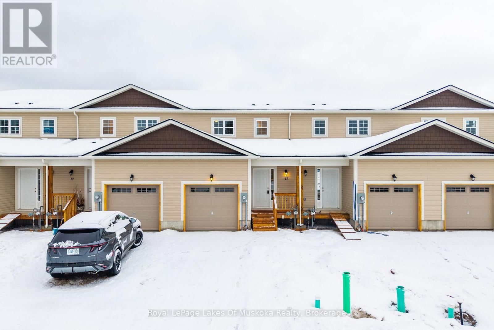 17 MCCONNELL CRESCENT Image 2