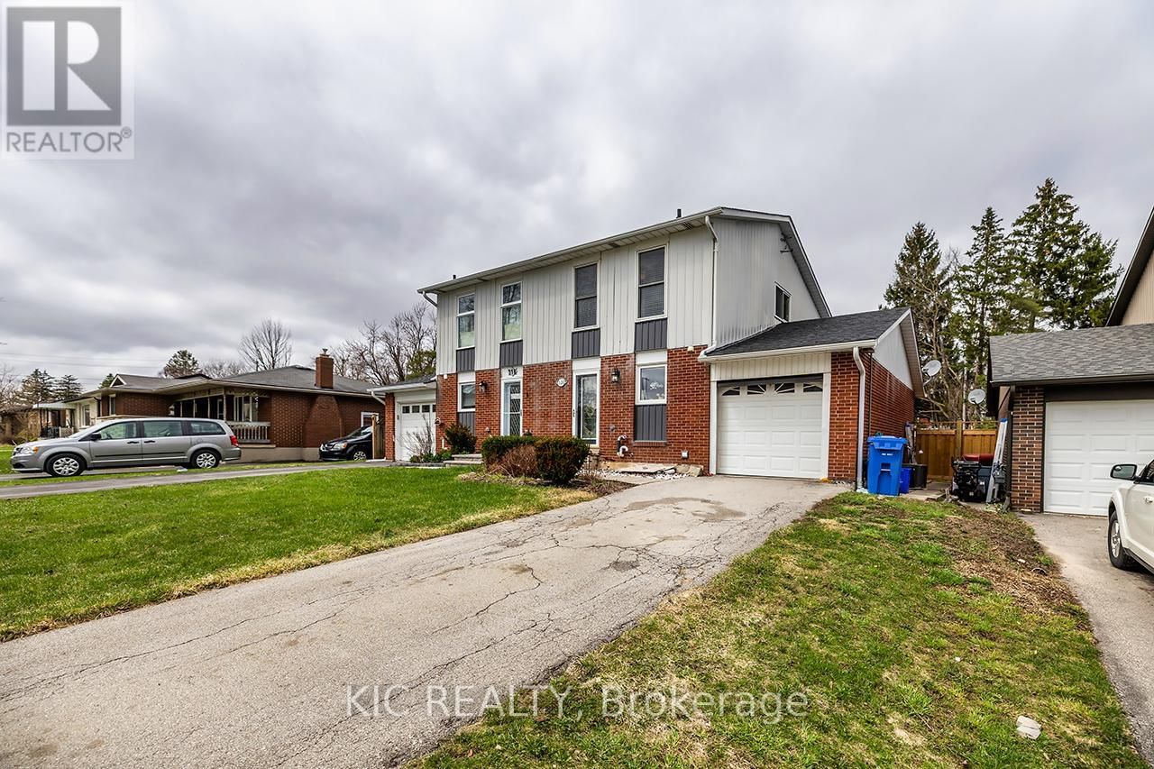 320 CENTRE STREET Image 1