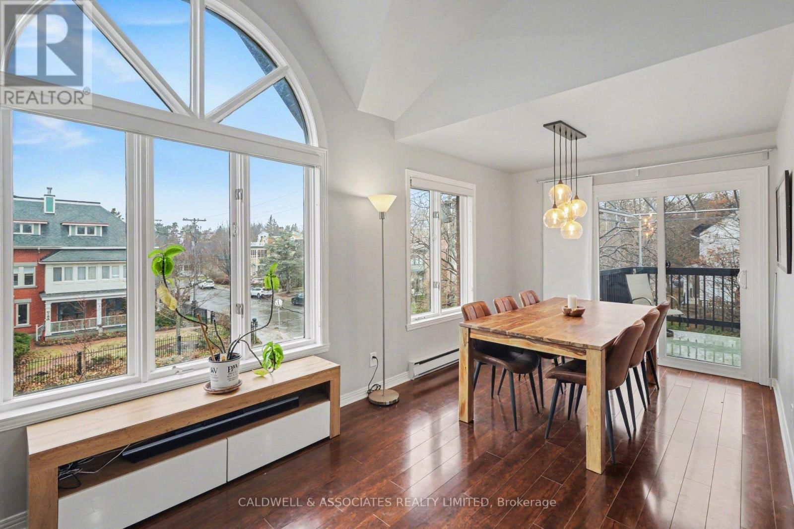 3 - 33 CHARLES STREET Image 11