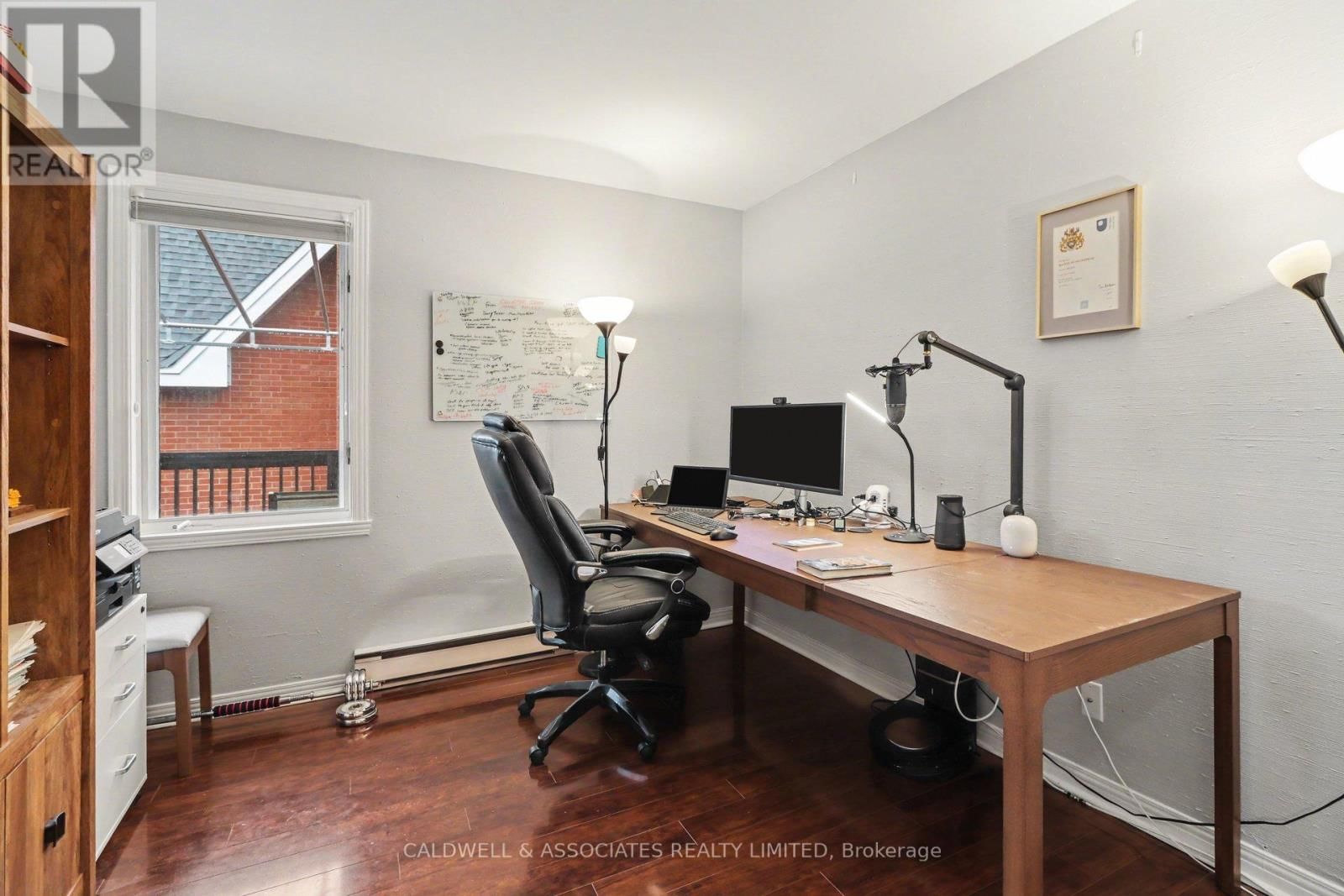 3 - 33 CHARLES STREET Image 19