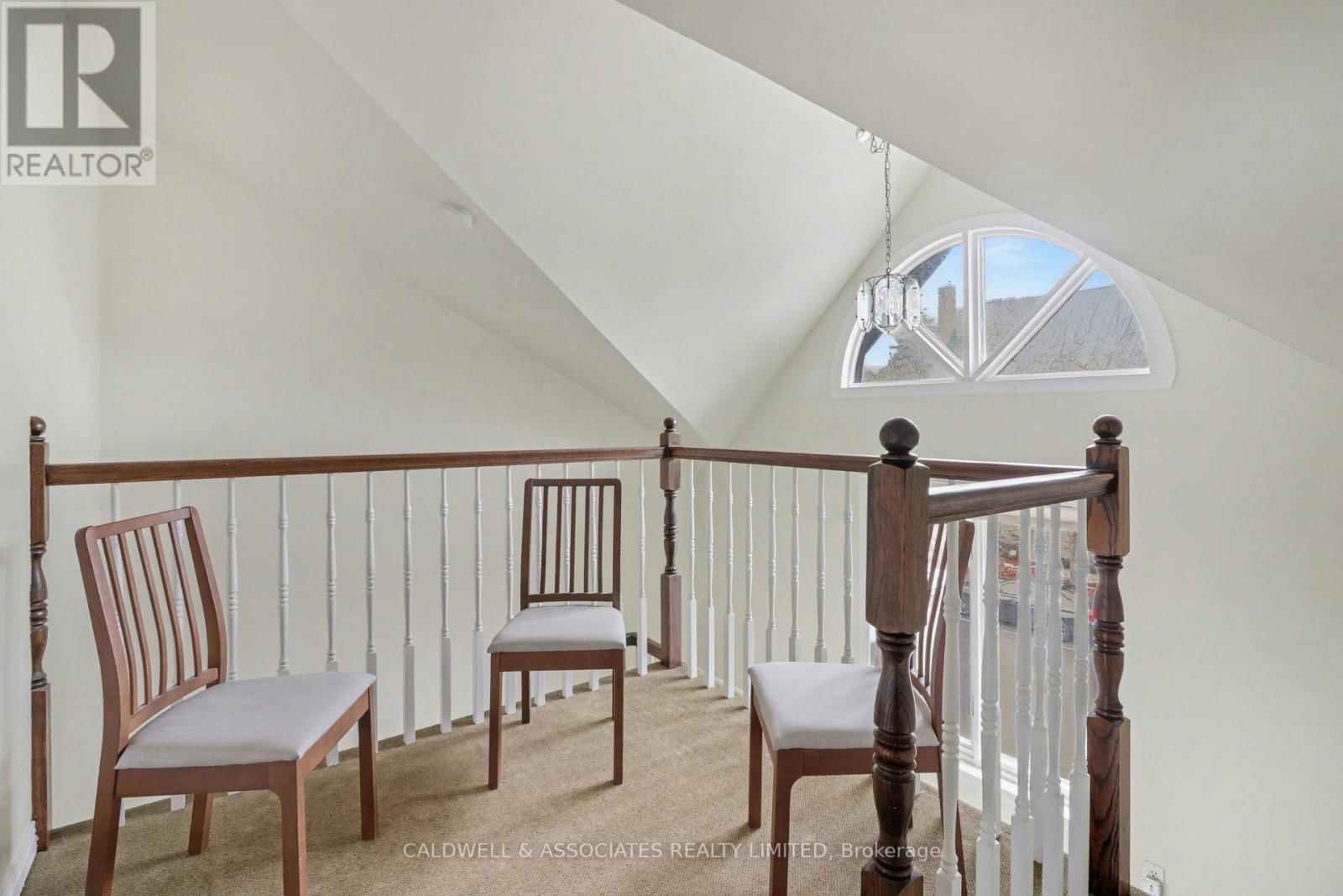 3 - 33 CHARLES STREET Image 4