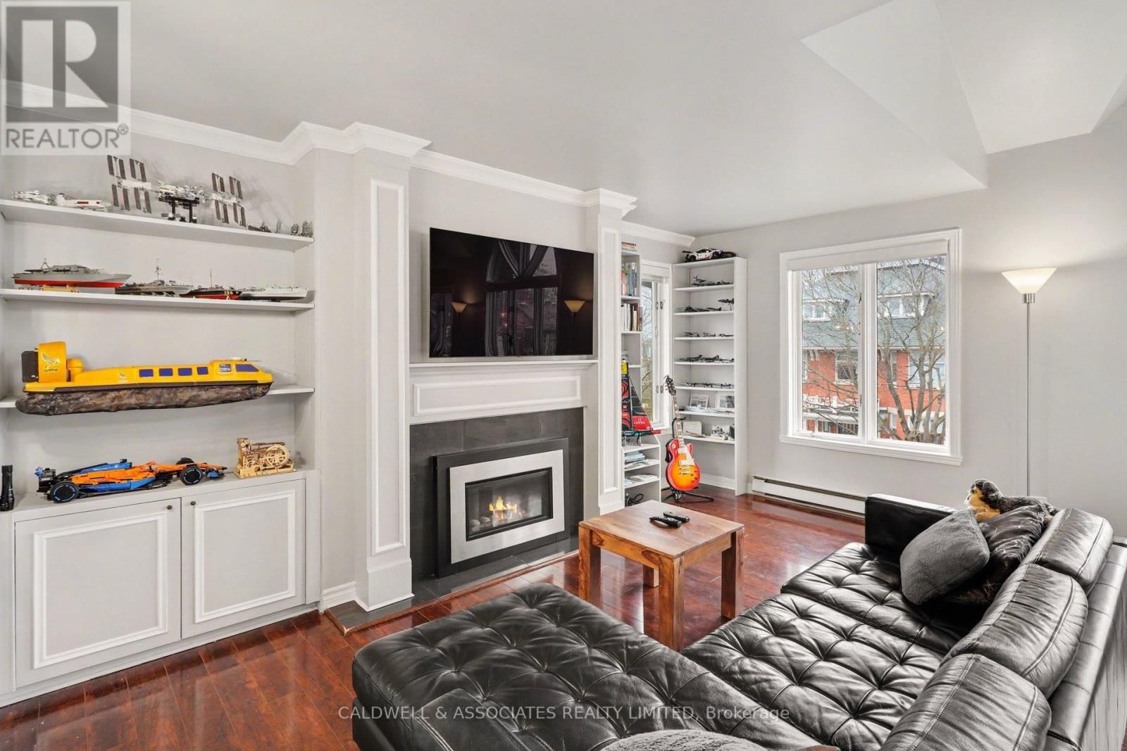 3 - 33 CHARLES STREET Image 7