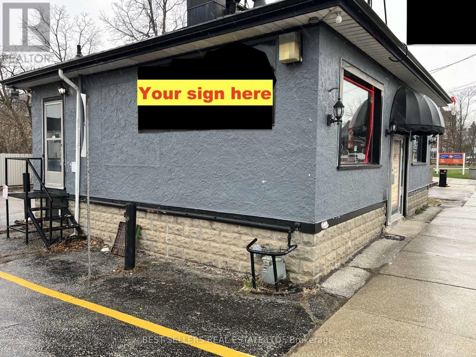 9 MAIN STREET NORTH Image 2