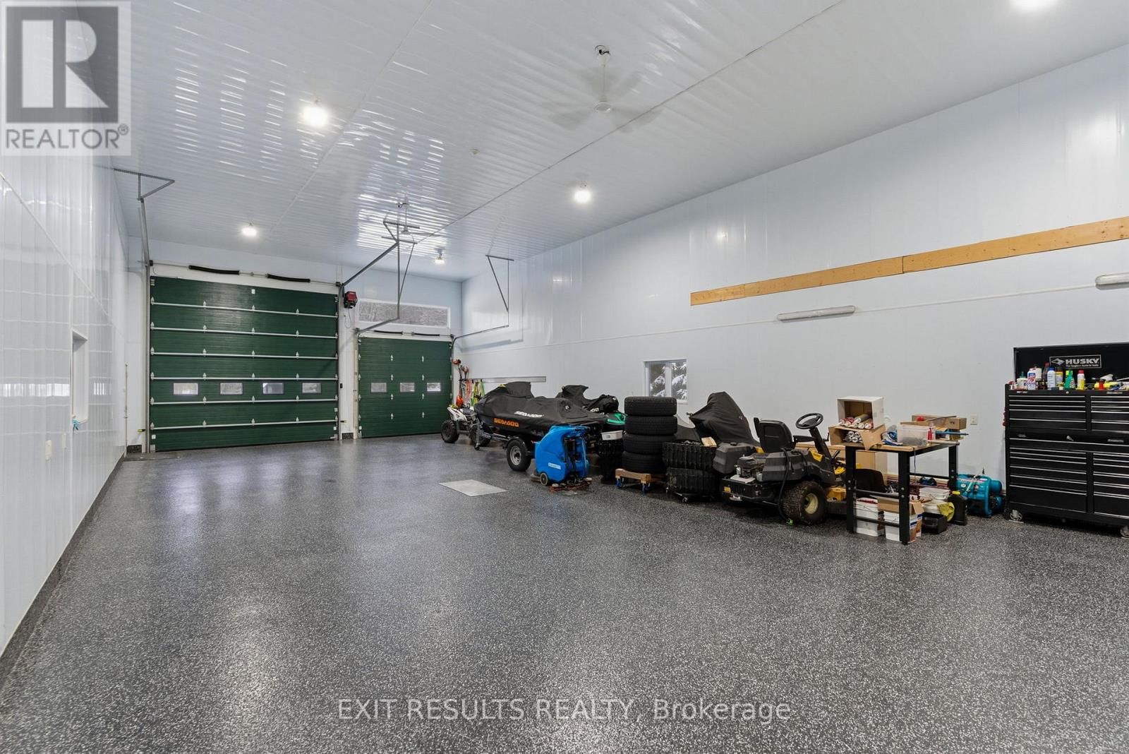 638 ST THOMAS ROAD Image 21