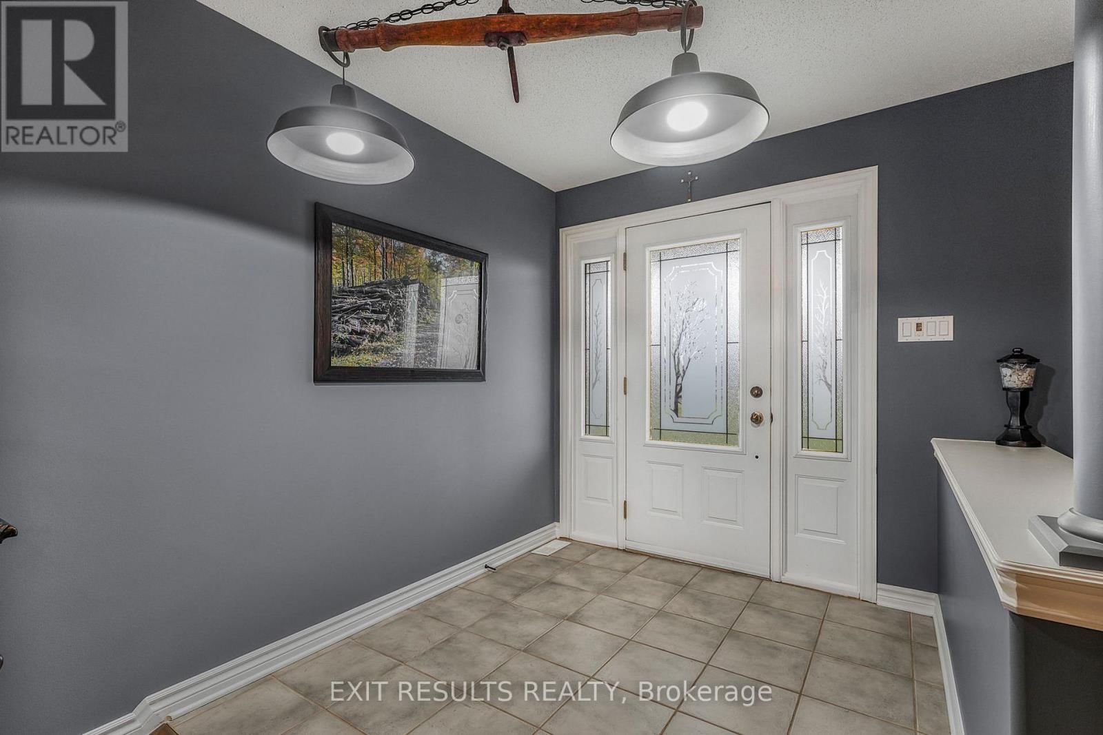 638 ST THOMAS ROAD Image 5