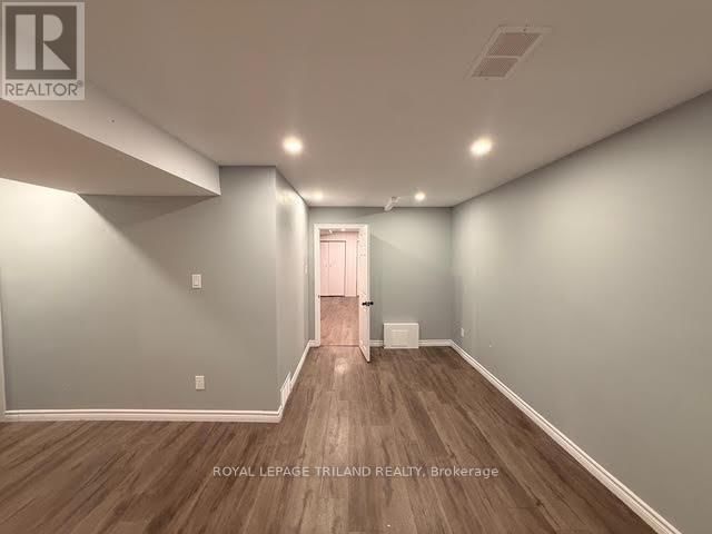 165 RAILWAY AVENUE Image 14