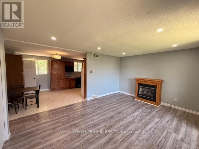 165 RAILWAY AVENUE Image 3