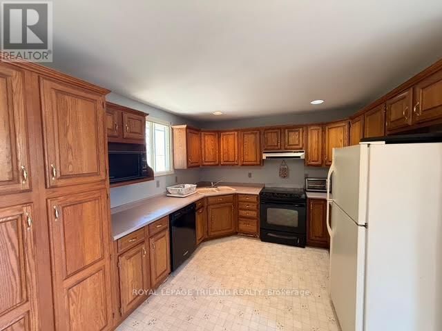 165 RAILWAY AVENUE Image 6