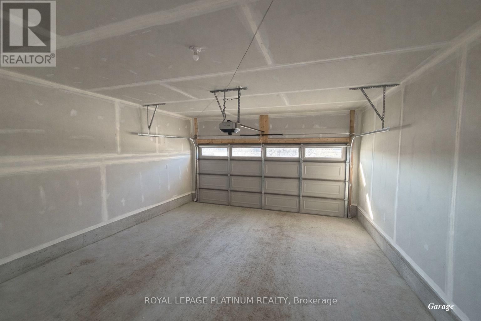 6384 OTTAWA STREET WEST Image 36