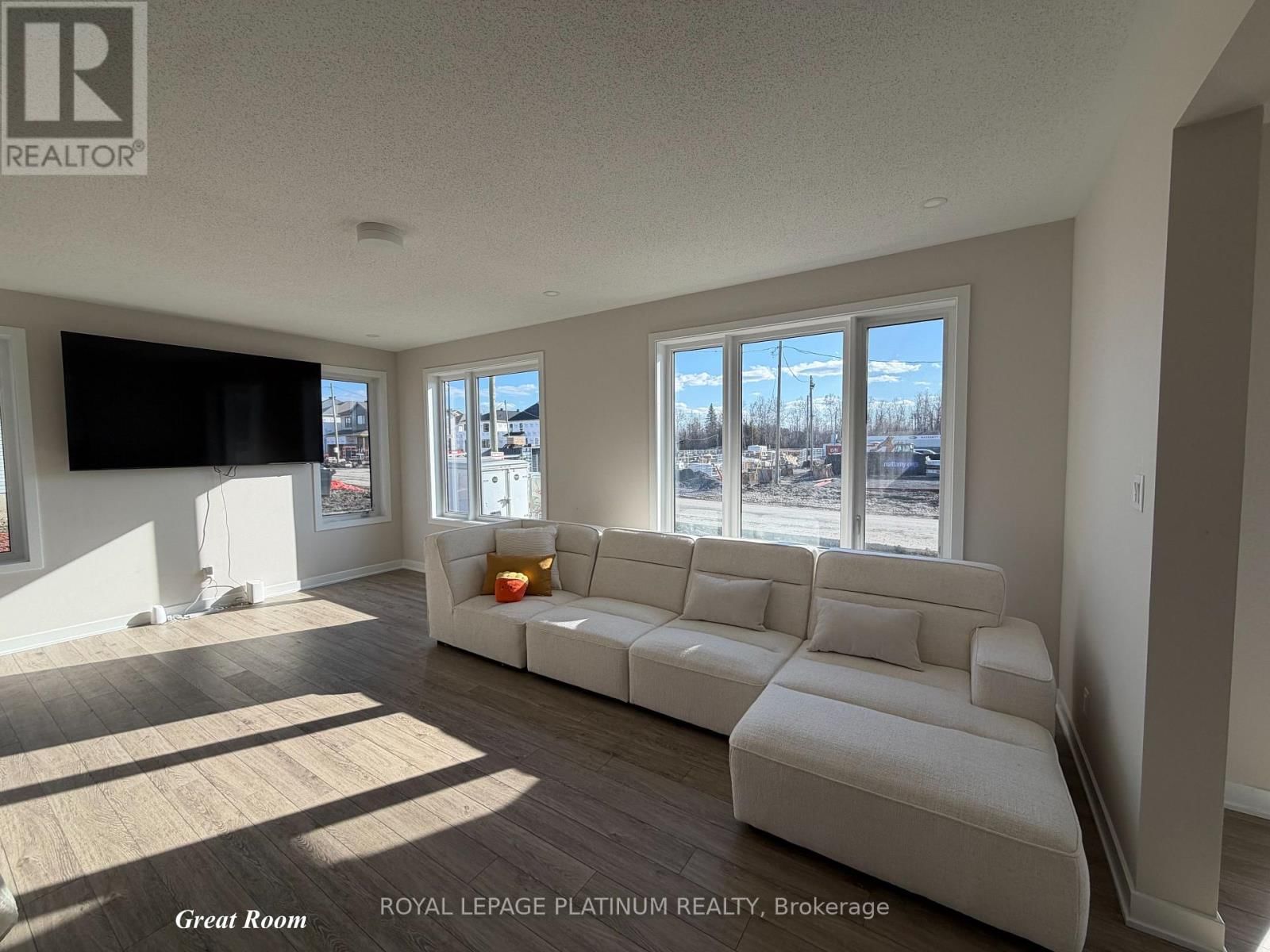 6384 OTTAWA STREET WEST Image 6