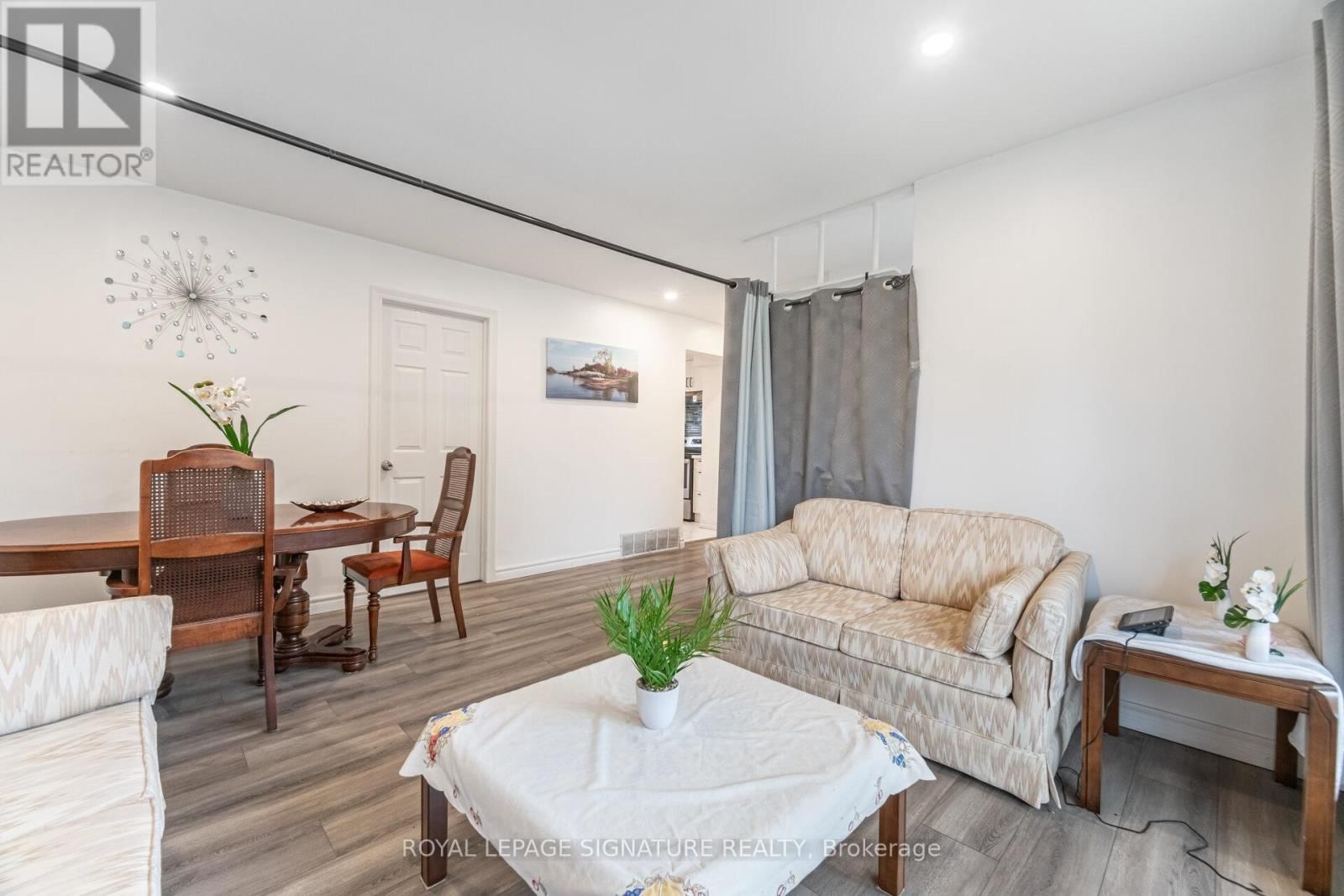 406 TAMARACK DRIVE Image 12