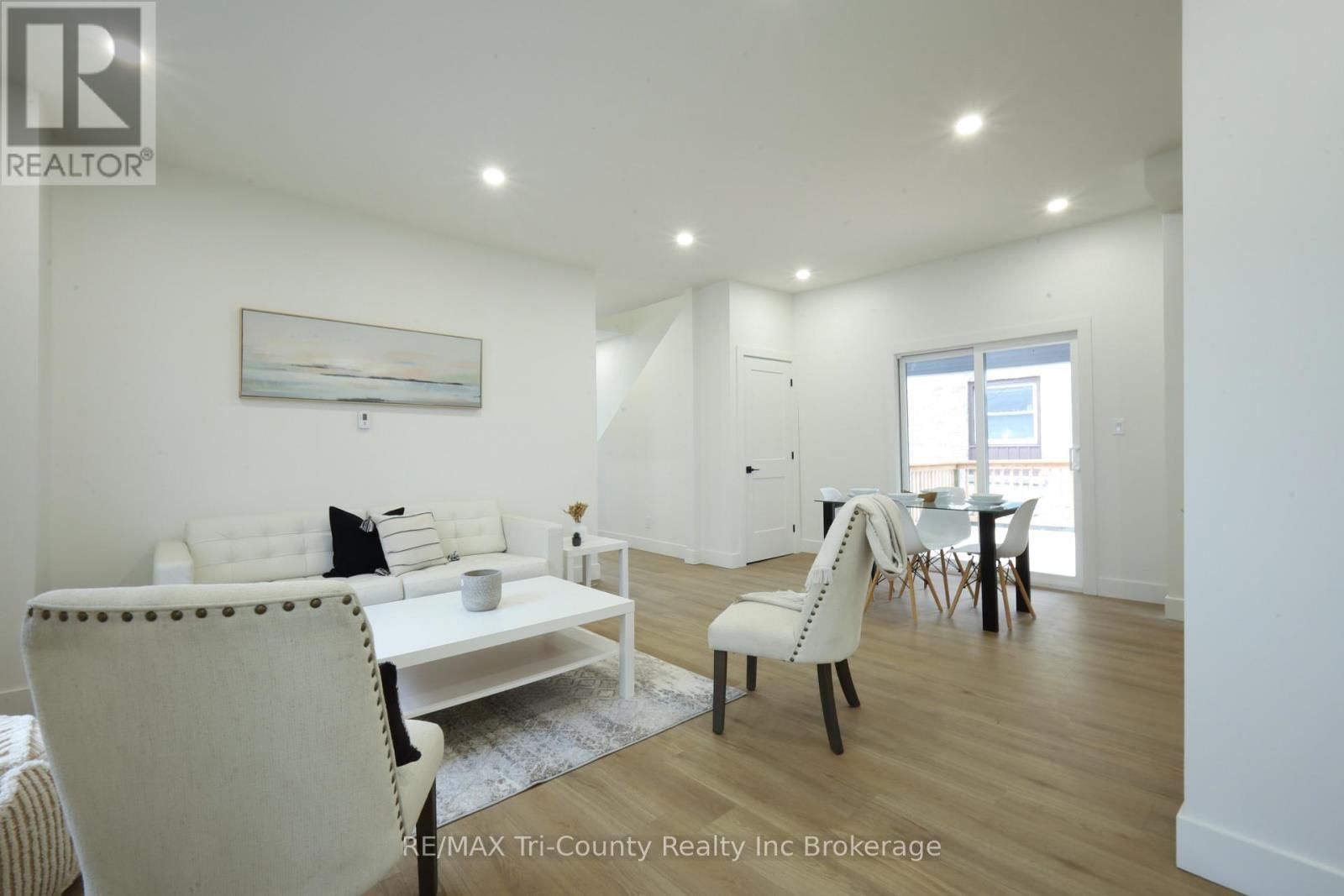 46 BALACLAVA STREET Image 11